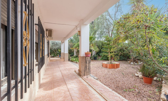 Resale - 6. Detached villa - Hondón de las Nieves - Costa Blanca South