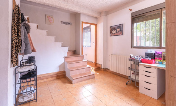 Resale - 6. Detached villa - Hondón de las Nieves - Costa Blanca South