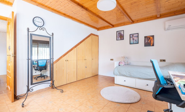 Resale - 6. Detached villa - Hondón de las Nieves - Costa Blanca South