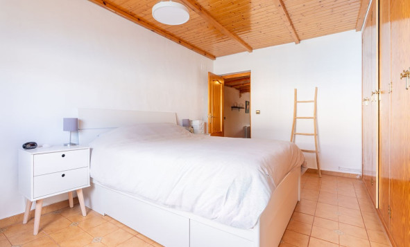 Resale - 6. Detached villa - Hondón de las Nieves - Costa Blanca South