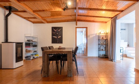 Resale - 6. Detached villa - Hondón de las Nieves - Costa Blanca South