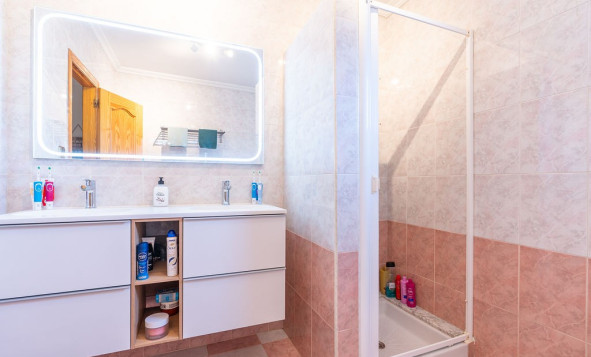 Resale - 6. Detached villa - Hondón de las Nieves - Costa Blanca South