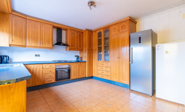 Resale - 6. Detached villa - Hondón de las Nieves - Costa Blanca South