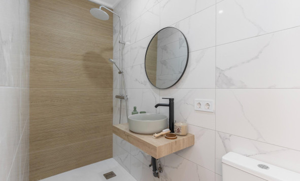 Herverkoop - 2. Town house / tussenwoning - Torrevieja - Costa Blanca Zuid