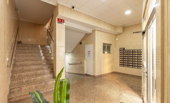 Herverkoop - 1. Appartement / flat - Torrevieja - Costa Blanca Zuid