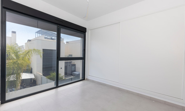 Herverkoop - 3. Vrijstaande villa - Orihuela - Costa Blanca Zuid