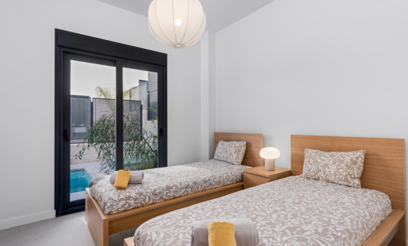 Resale - 4. Semi-detached villa - La Marina - La Marina - Urbanization