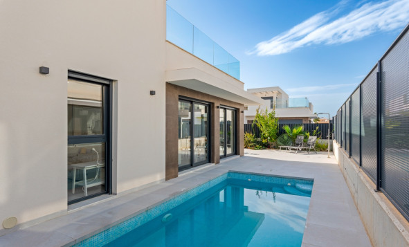 Resale - 4. Semi-detached villa - La Marina - La Marina - Urbanization