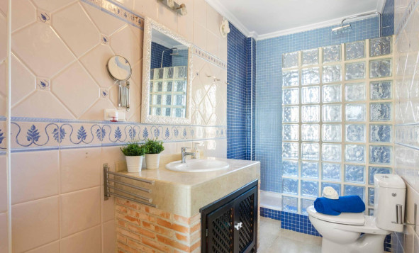 Herverkoop - 3. Vrijstaande villa - Orihuela Costa - Costa Blanca Zuid