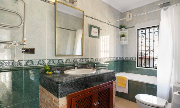 Herverkoop - 3. Vrijstaande villa - Orihuela Costa - Costa Blanca Zuid