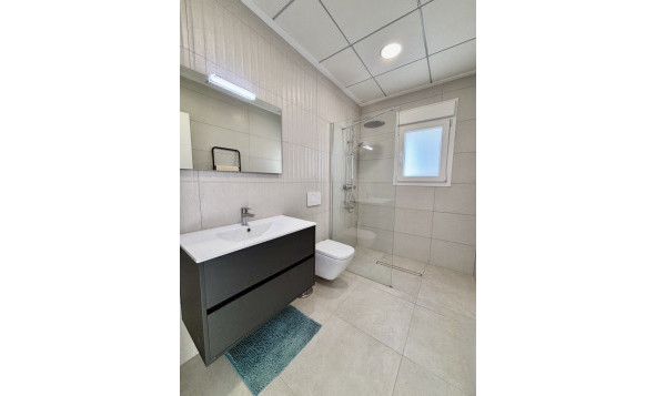 Herverkoop - 3. Vrijstaande villa - Benijófar - Costa Blanca Zuid