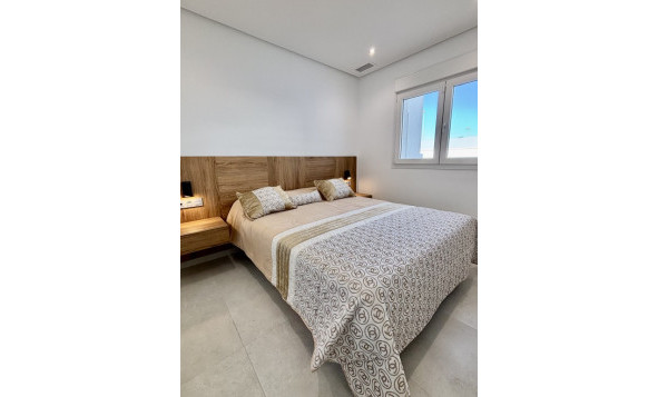 Herverkoop - 3. Vrijstaande villa - Benijófar - Costa Blanca Zuid