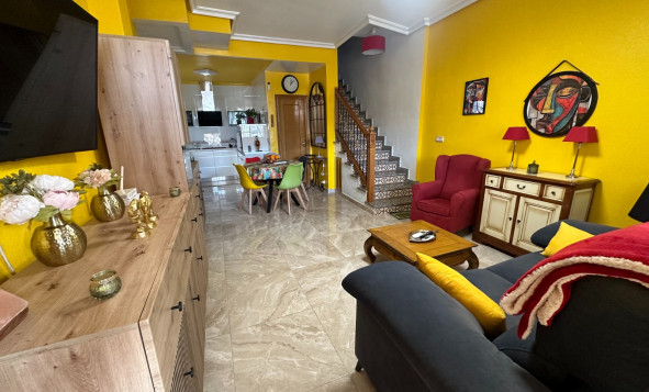 Herverkoop - 2. Town house / tussenwoning - Bigastro - Costa Blanca Zuid