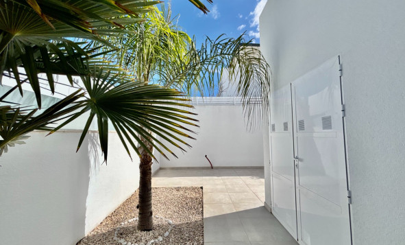 Herverkoop - 3. Vrijstaande villa - Benijófar - Costa Blanca Zuid