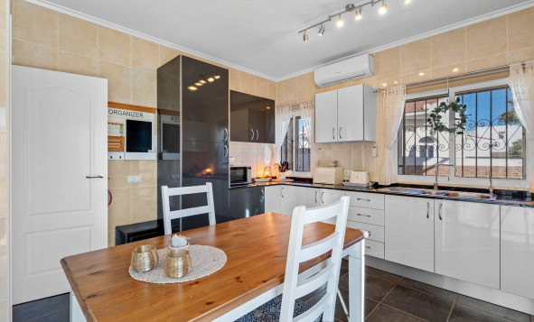 Reventa - 3. Casa indepiende - Ciudad Quesada - Costa Blanca Sur