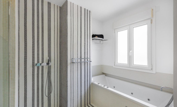 Herverkoop - 1. Appartement / flat - Torrevieja - Costa Blanca Zuid