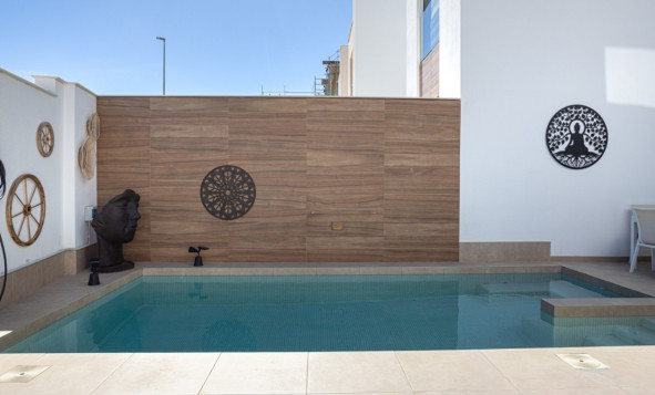 Herverkoop - 2. Town house / tussenwoning - Benijófar - Costa Blanca Zuid