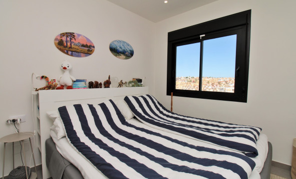 Resale - 1. Apartment / flat - Villamartin - Costa Blanca South