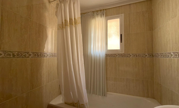 Herverkoop - 1. Appartement / flat - Torrevieja - Playa de los Locos