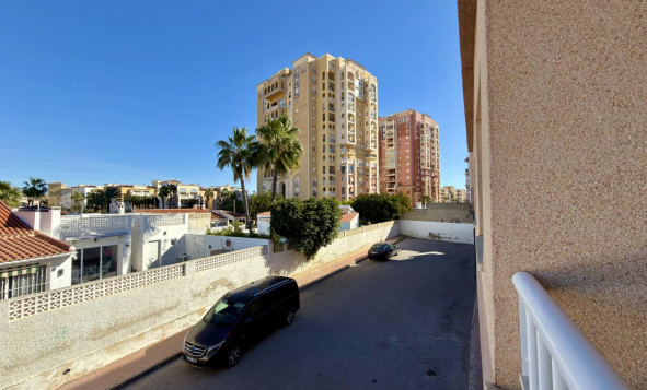 Herverkoop - 1. Appartement / flat - Torrevieja - Playa de los Locos