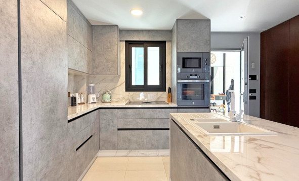 Resale - 3. Detached house - Orihuela Costa - Costa Blanca South