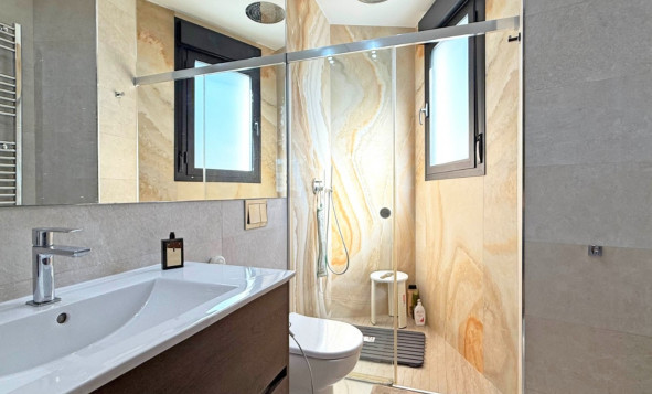 Resale - 3. Detached house - Orihuela Costa - Costa Blanca South