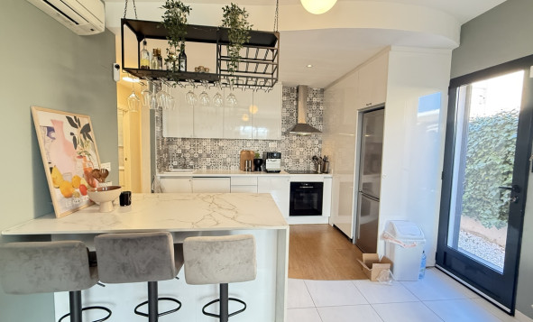 Herverkoop - 3. Vrijstaande villa - La Zenia - Costa Blanca Zuid