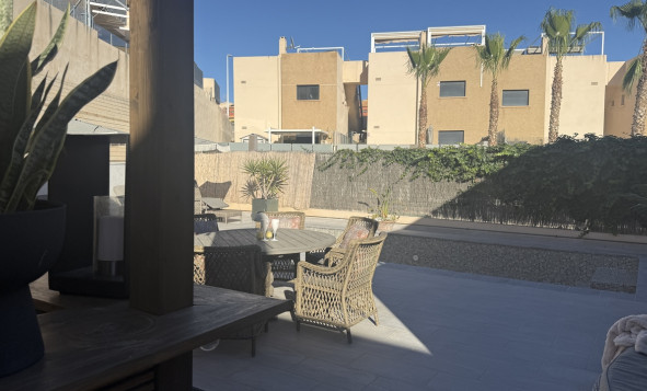 Herverkoop - 3. Vrijstaande villa - La Zenia - Costa Blanca Zuid