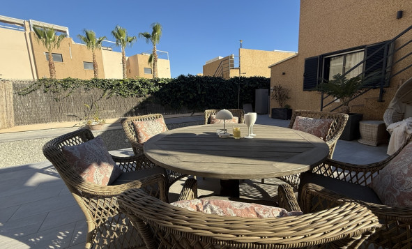 Herverkoop - 3. Vrijstaande villa - La Zenia - Costa Blanca Zuid