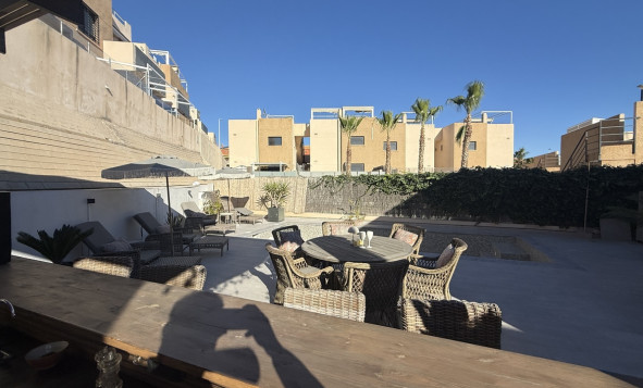 Herverkoop - 3. Vrijstaande villa - La Zenia - Costa Blanca Zuid