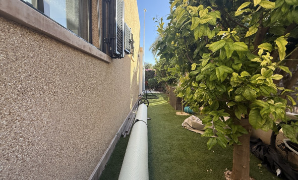 Herverkoop - 3. Vrijstaande villa - La Zenia - Costa Blanca Zuid