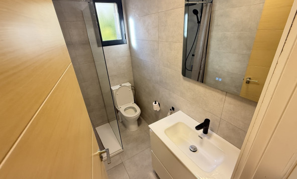 Herverkoop - 3. Vrijstaande villa - La Zenia - Costa Blanca Zuid