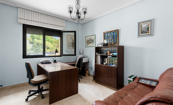 Herverkoop - 3. Vrijstaande villa - Alicante - Costa Blanca Noord