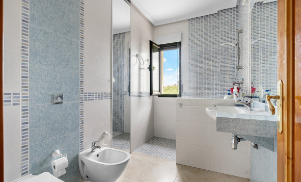 Herverkoop - 3. Vrijstaande villa - Alicante - Costa Blanca Noord