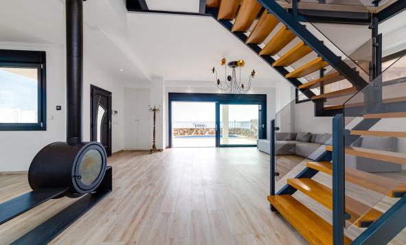 Herverkoop - 3. Vrijstaande villa - La Mata - Costa Blanca Zuid