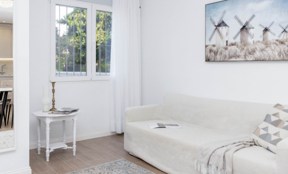 Reventa - 2. Chalet adosado - Orihuela Costa - La Zenia- Orihuela costa