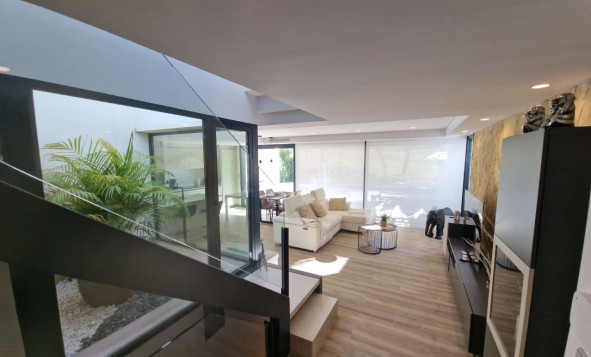 Reventa - 3. Casa indepiende - Monforte del Cid - Costa Blanca Norte 