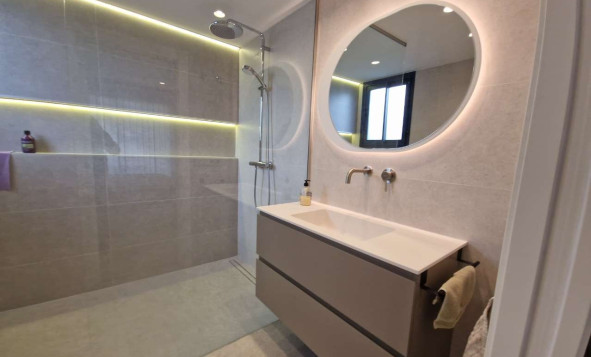 Reventa - 3. Casa indepiende - Monforte del Cid - Costa Blanca Norte 