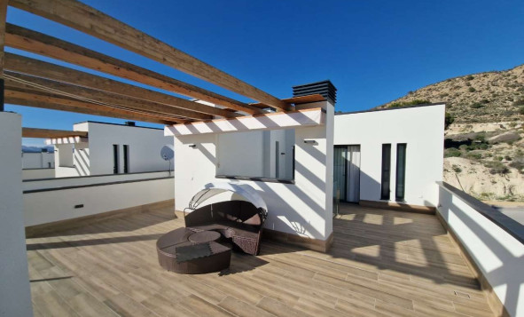 Reventa - 3. Casa indepiende - Monforte del Cid - Costa Blanca Norte 