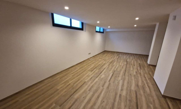 Reventa - 3. Casa indepiende - Monforte del Cid - Costa Blanca Norte 