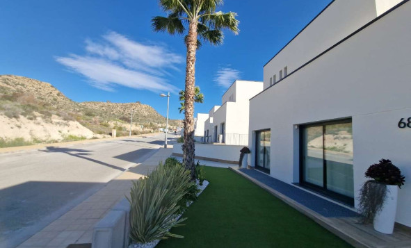 Reventa - 3. Casa indepiende - Monforte del Cid - Costa Blanca Norte 