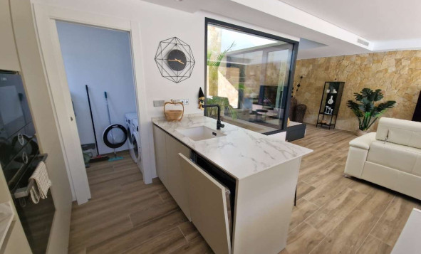 Reventa - 3. Casa indepiende - Monforte del Cid - Costa Blanca Norte 