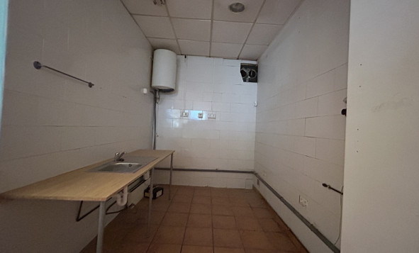 Reventa - Propiedades comerciales - Villamartin - Costa Blanca Sur