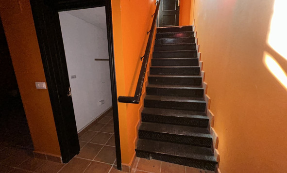 Reventa - Propiedades comerciales - Villamartin - Costa Blanca Sur