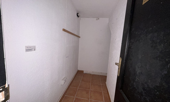 Reventa - Propiedades comerciales - Villamartin - Costa Blanca Sur