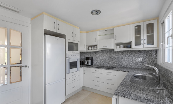 Resale - 3. Detached house - Guardamar del Segura - Costa Blanca South