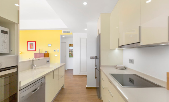 Resale - 3. Detached house - Vistabella - Costa Blanca South