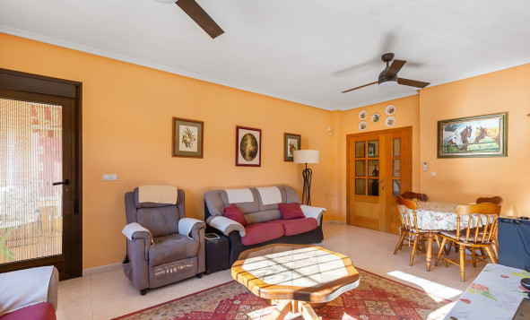 Herverkoop - 3. Vrijstaande villa - Bigastro - Costa Blanca Zuid