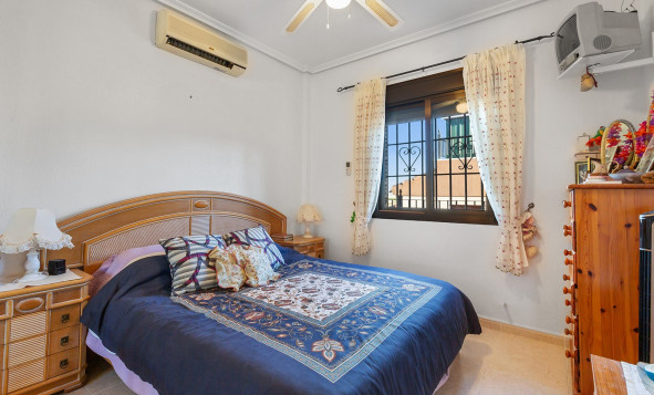 Herverkoop - 3. Vrijstaande villa - Bigastro - Costa Blanca Zuid