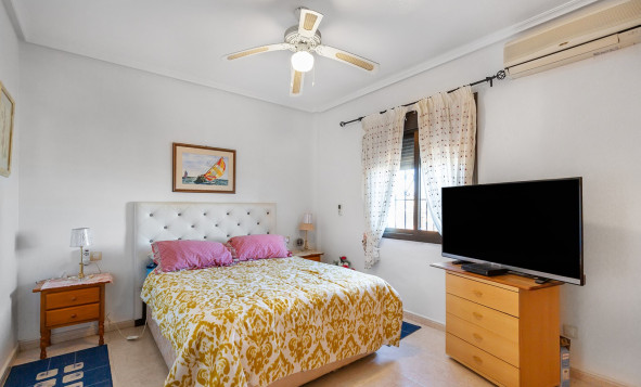 Herverkoop - 3. Vrijstaande villa - Bigastro - Costa Blanca Zuid